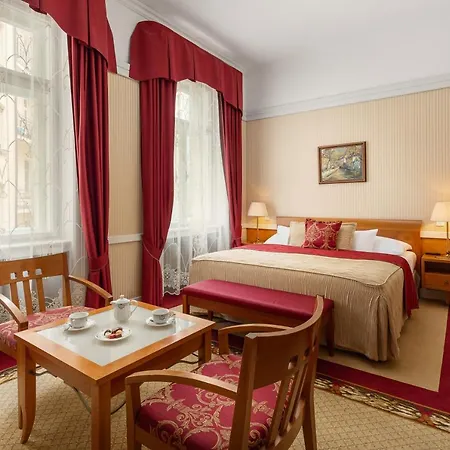 Paris Ξενοδοχείο 5*