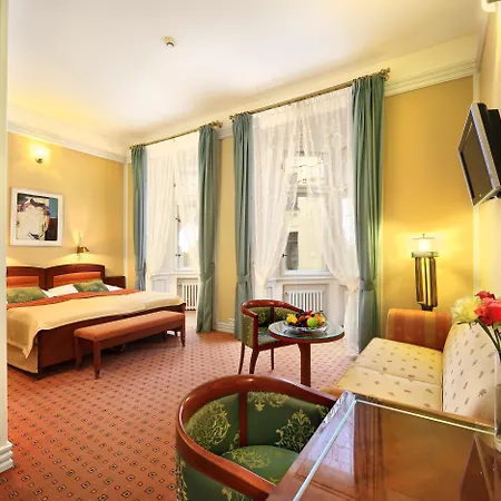 Hotel Paris