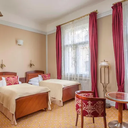 Отель Paris