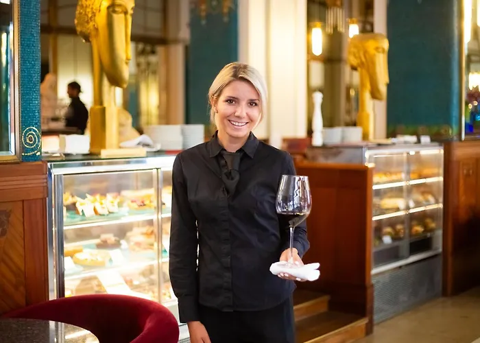 파리 호텔 프라하