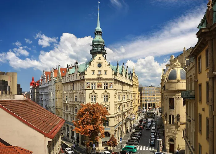 Paris Hotel