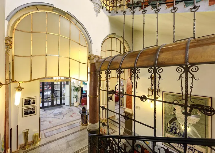 Paris Hotel 5*