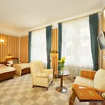 Paris 5*